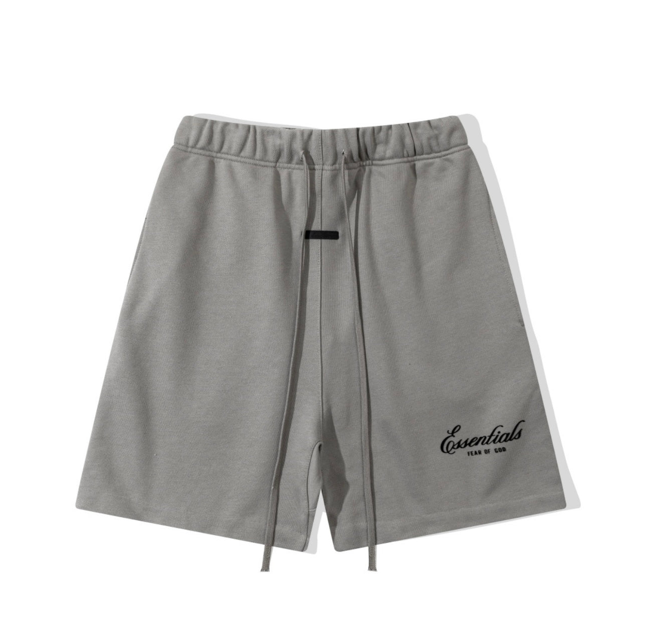 Short ESSENTIALS italique